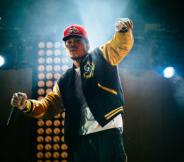 Phong cách hiphop là gì? Phối đồ hiphop sao cho chất