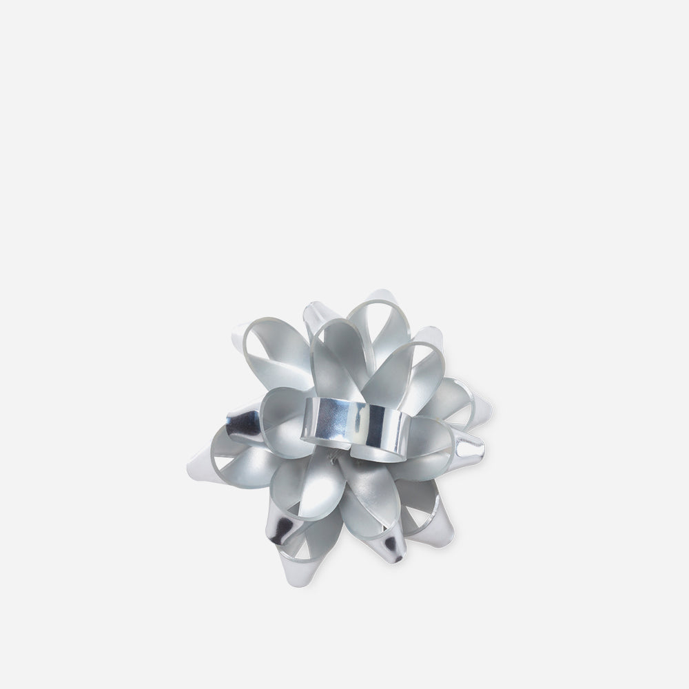 Phụ Kiện Jibbitz™ Charm Crocs Silver Present Bow - Xám - Supersports Vietnam