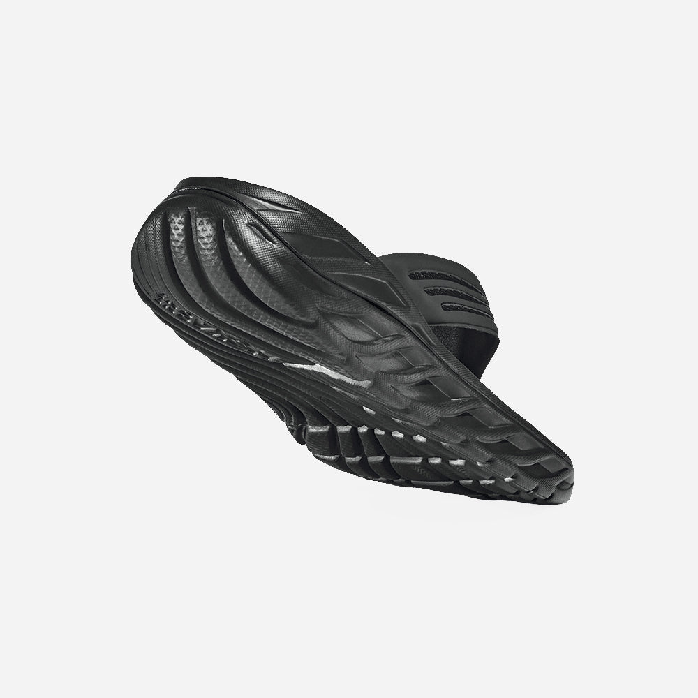 Dép Xỏ Ngón Nam HOKA Ora Recovery - Đen - Supersports Vietnam