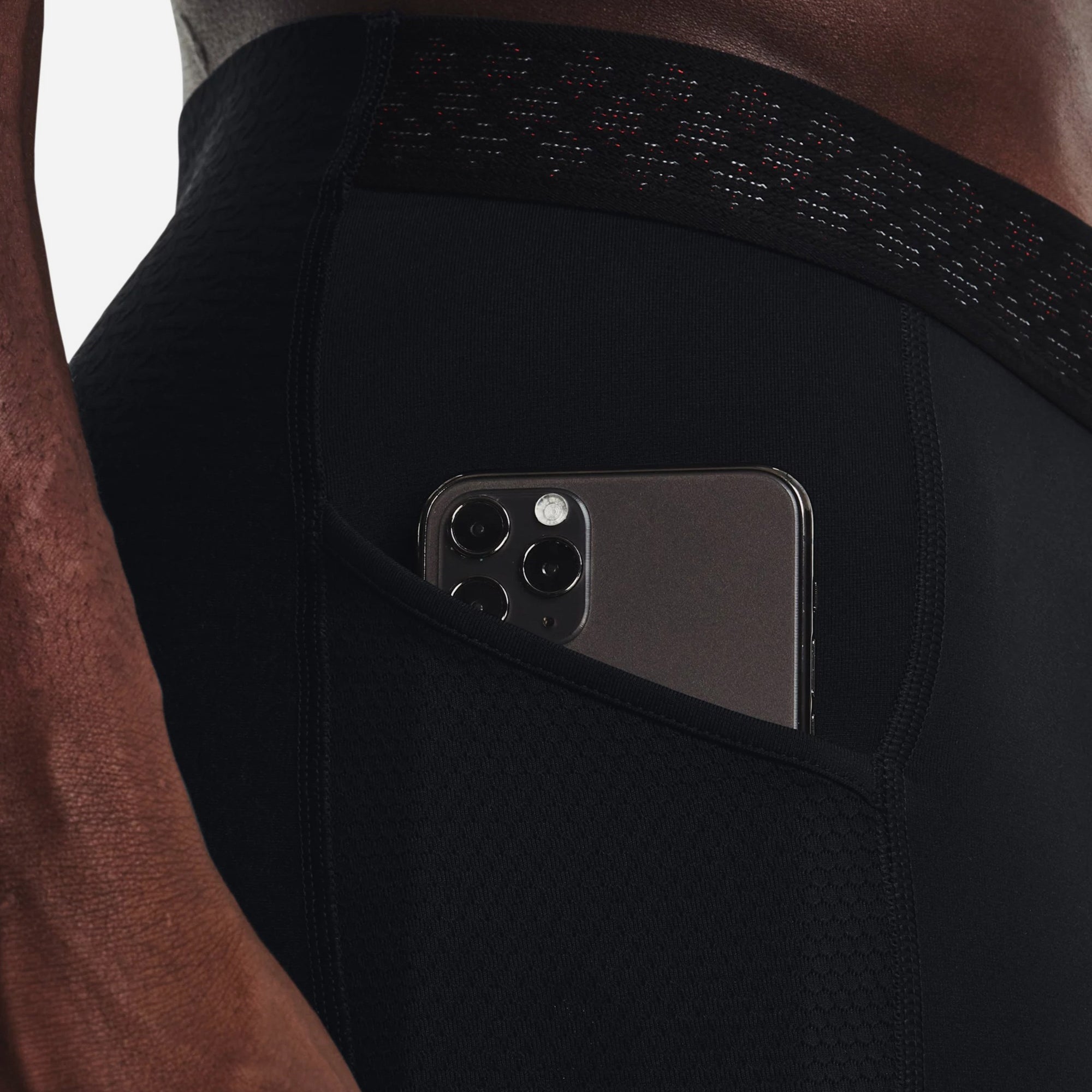 Quần Bó Thể Thao Nam Under Armour Rush™ Smartform - Supersports Vietnam