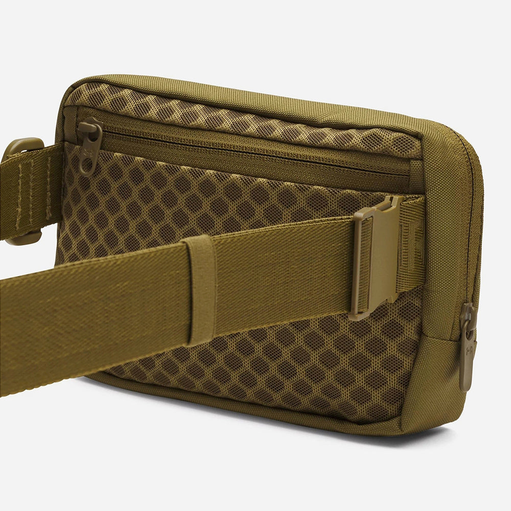 Túi Đeo Chéo Under Armour Loudon Essential - Supersports Vietnam