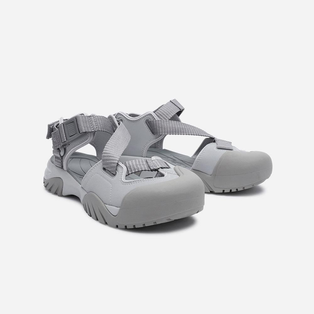 Giày Sandals Unisex Fila Tori - Xám - Supersports Vietnam