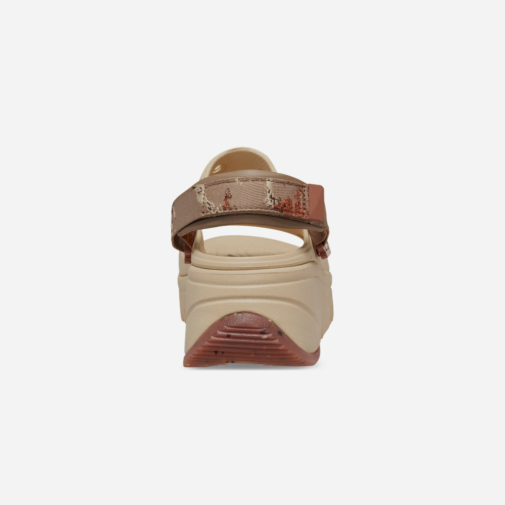 Giày Sandals Unisex Crocs Hiker Xscape - Be - Supersports Vietnam
