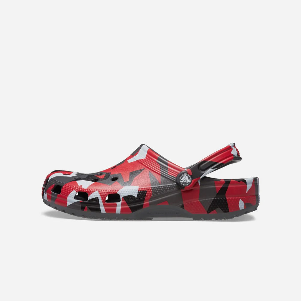 Giày Clog Unisex Crocs Classic Geo Camo - Đỏ - Supersports Vietnam