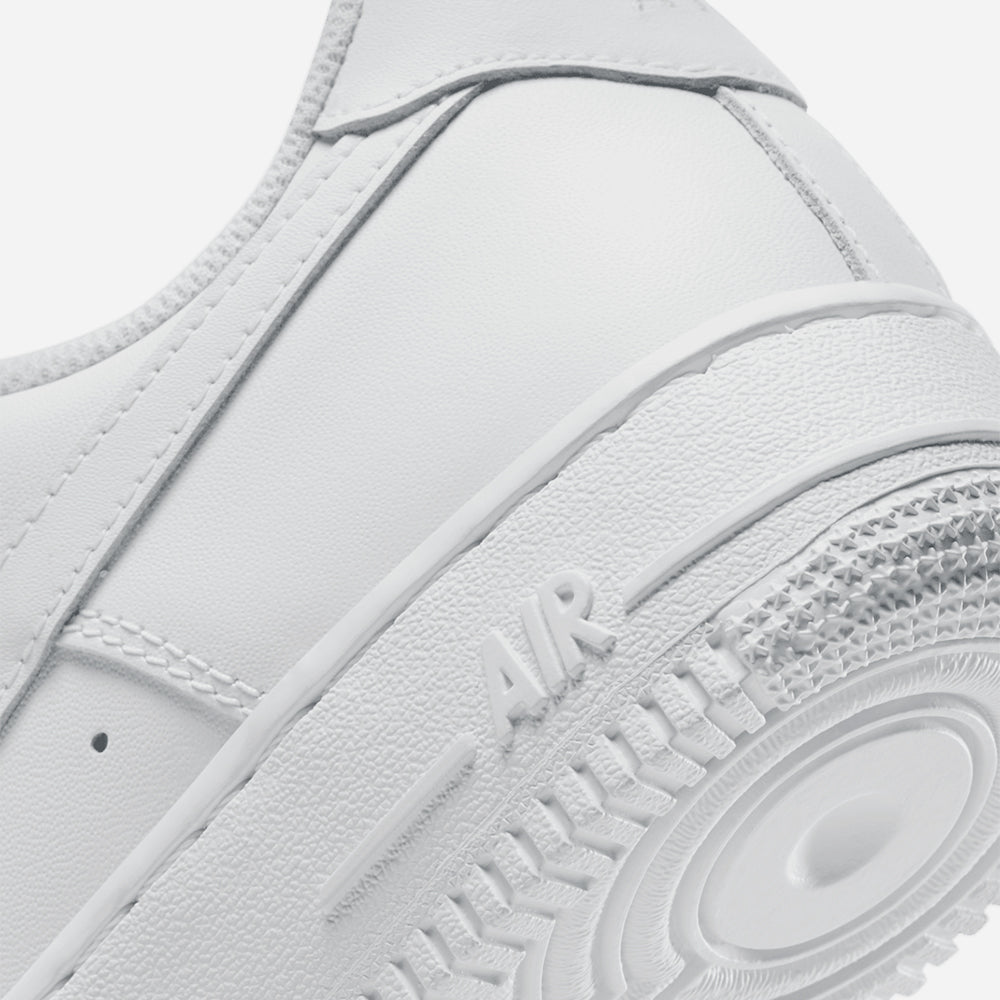 Giày Sneaker Nữ Nike Air Force 1 '07 - Trắng - Supersports Vietnam