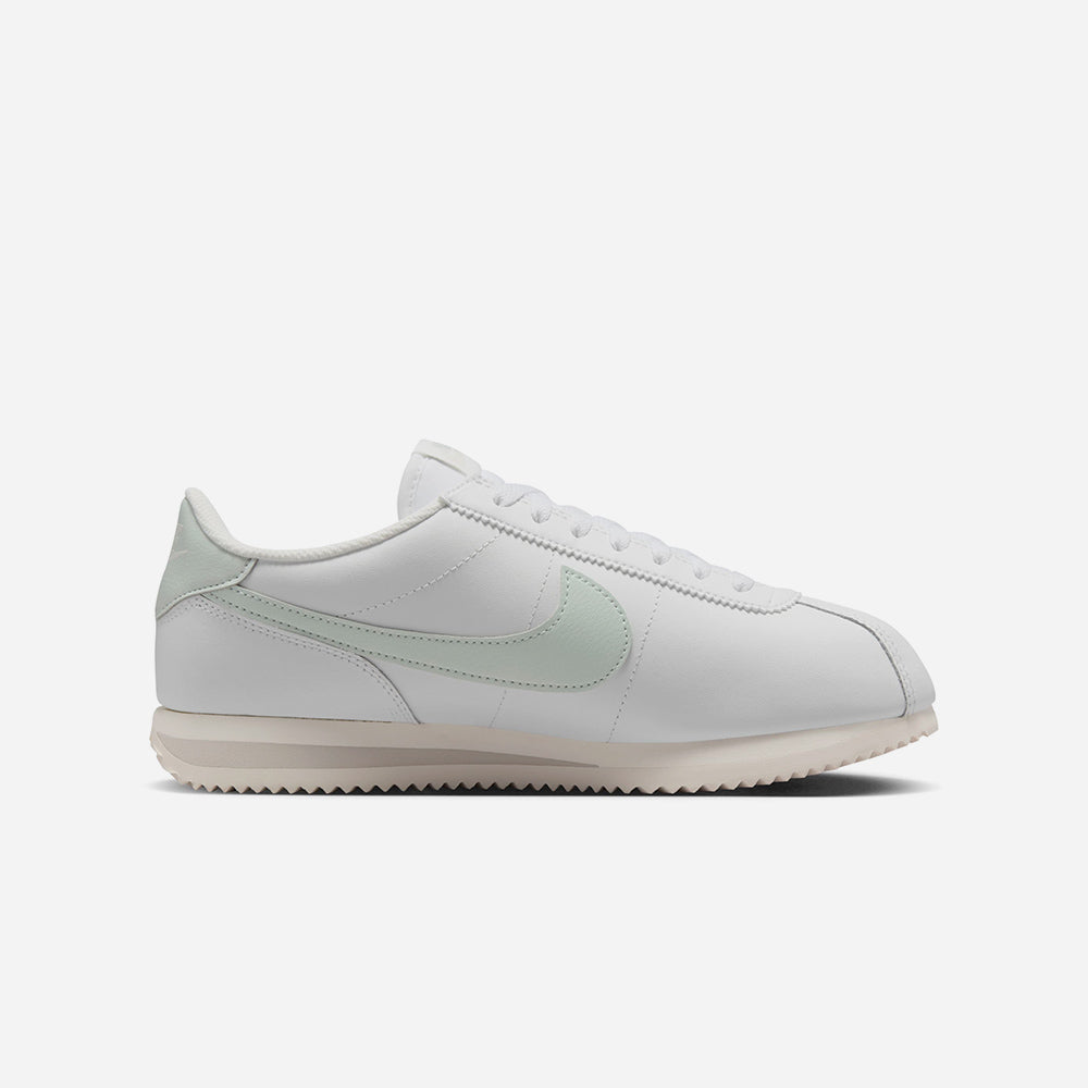 Supersports Vietnam Official Women s Nike Cortez Leather Sneakers White NIKE 2023