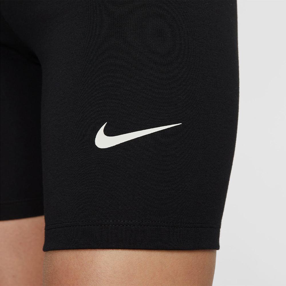 Quần Ngắn Thời Trang Nữ Nike Sportswear Classics High-Waisted 8" Biker - Đen - Supersports Vietnam
