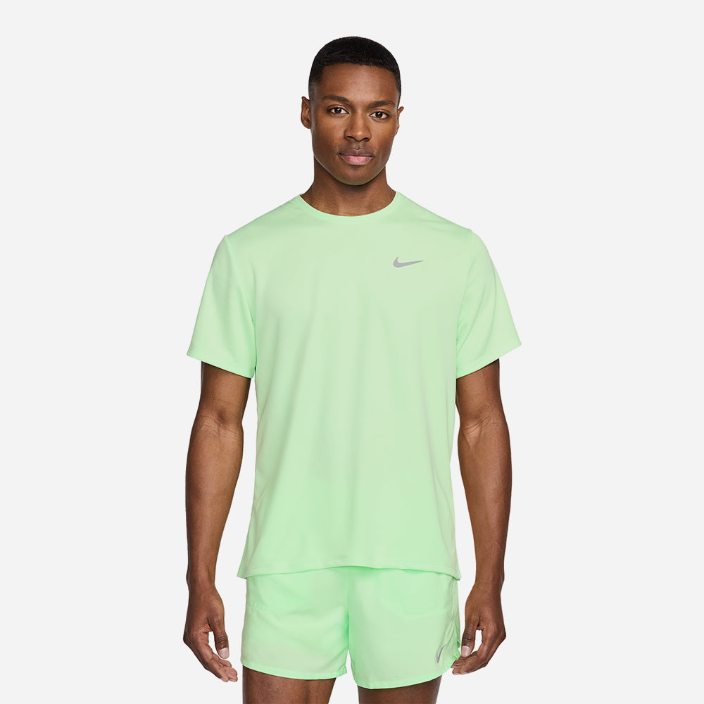 Áo Thun Nam Nike Dri-Fit Uv Miler - Xanh Lá - Supersports Vietnam