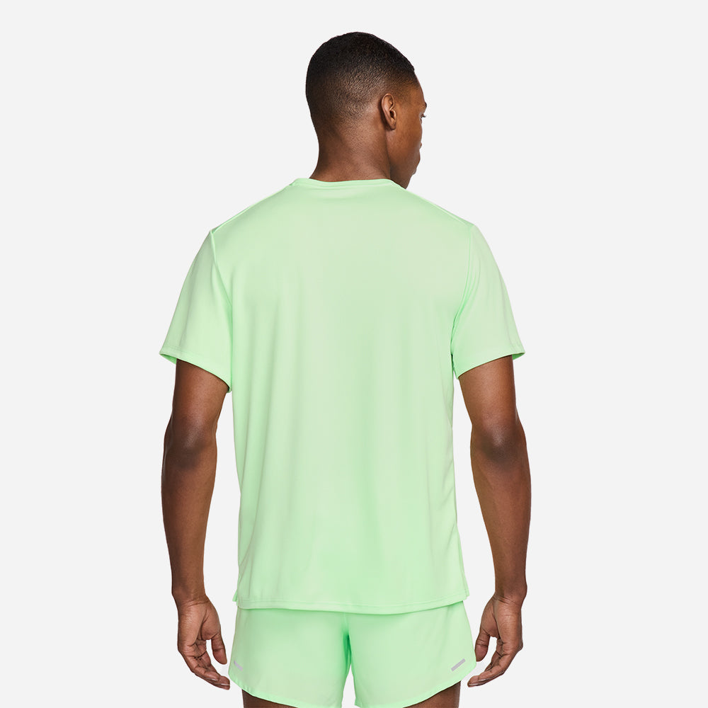 Áo Thun Nam Nike Dri-Fit Uv Miler - Xanh Lá - Supersports Vietnam