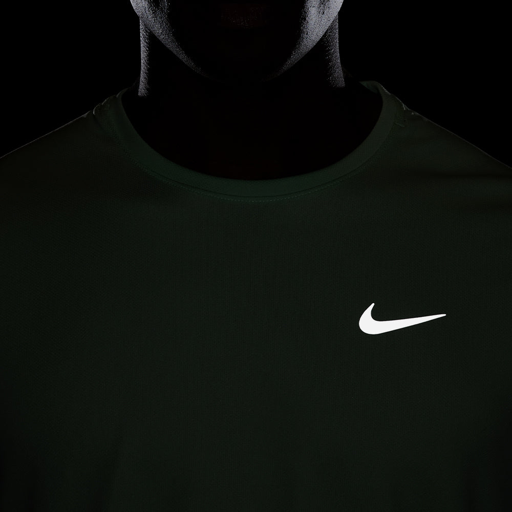 Áo Thun Nam Nike Dri-Fit Uv Miler - Xanh Lá - Supersports Vietnam