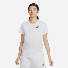 Áo Thun Nữ Nike Sportswear Club Essentials - Trắng - Supersports Vietnam