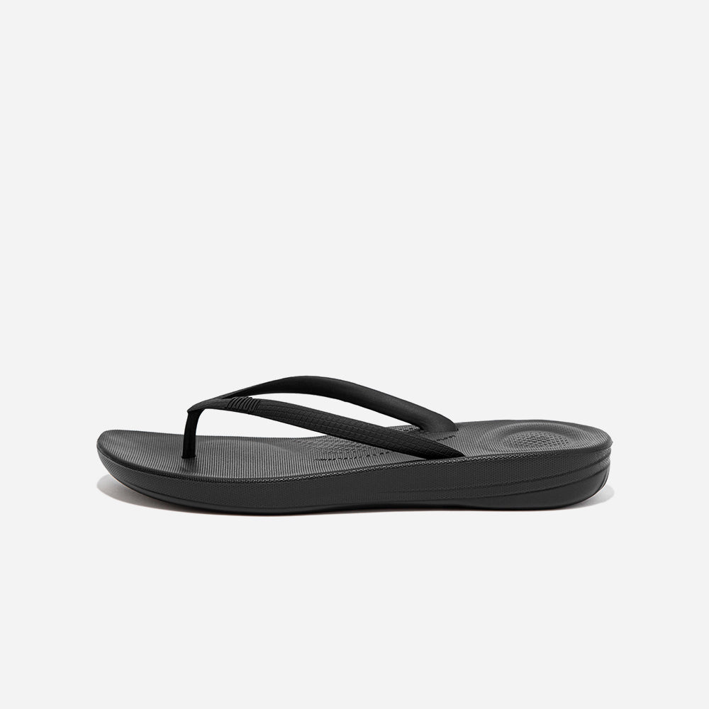 Dép Xỏ Ngón Nữ Fitflop Iqushion Ergonomic - Đen - Supersports Vietnam