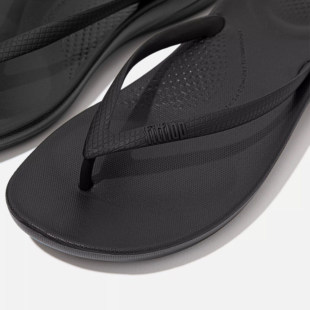 Dép Xỏ Ngón Nữ Fitflop Iqushion Ergonomic - Đen - Supersports Vietnam