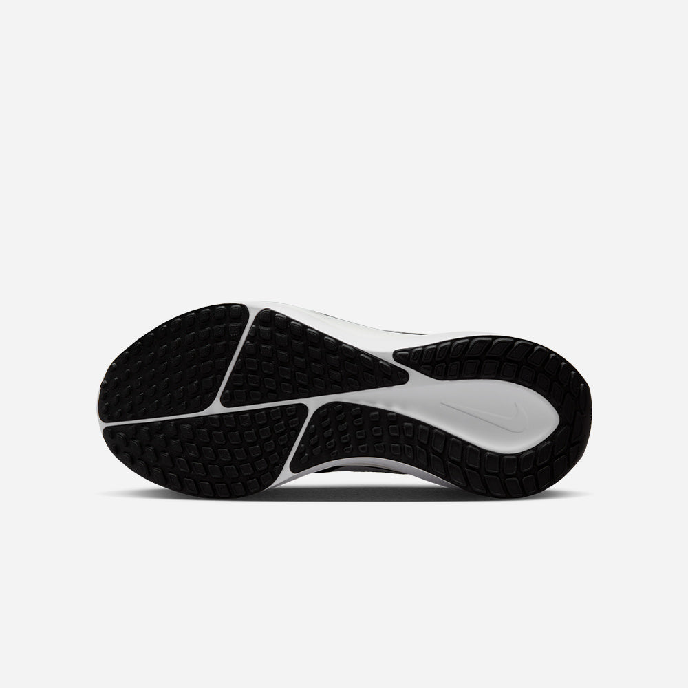 Giày Chạy Bộ Nữ Nike Vomero 17 - Đen - Supersports Vietnam