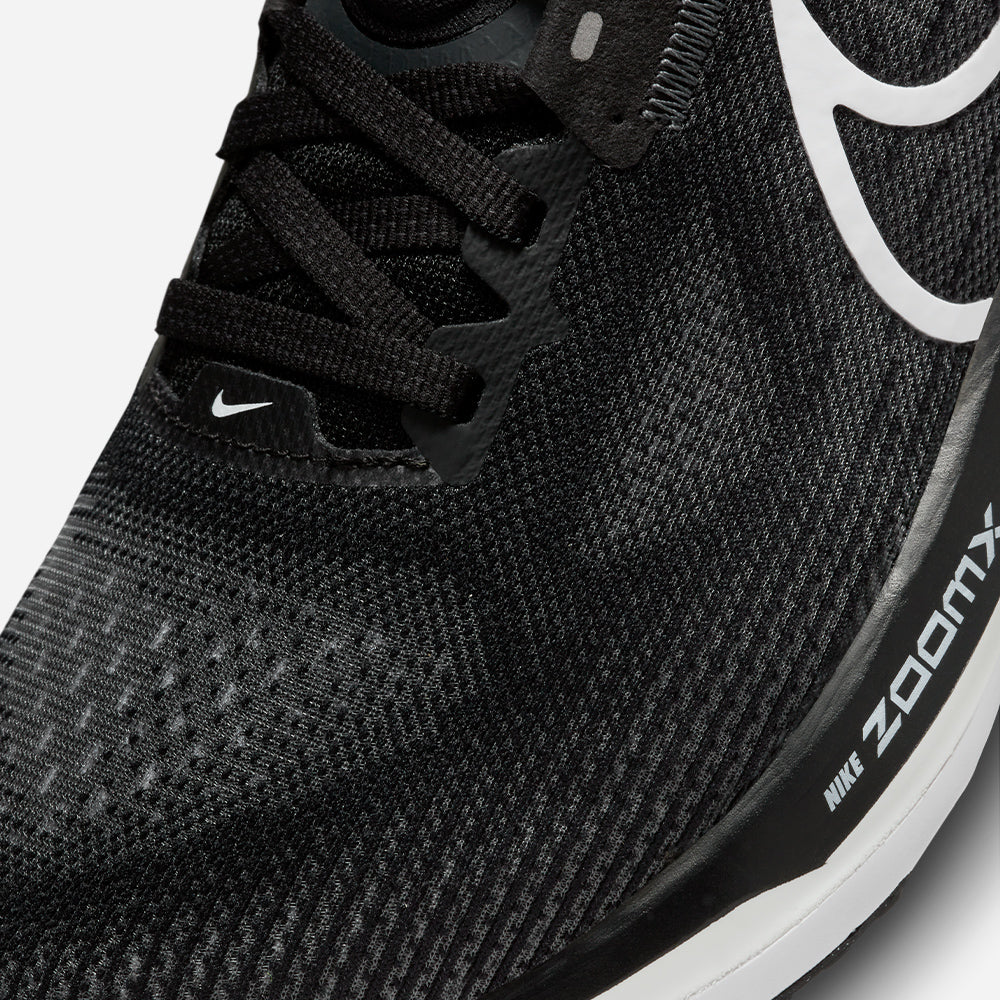 Giày Chạy Bộ Nữ Nike Vomero 17 - Đen - Supersports Vietnam