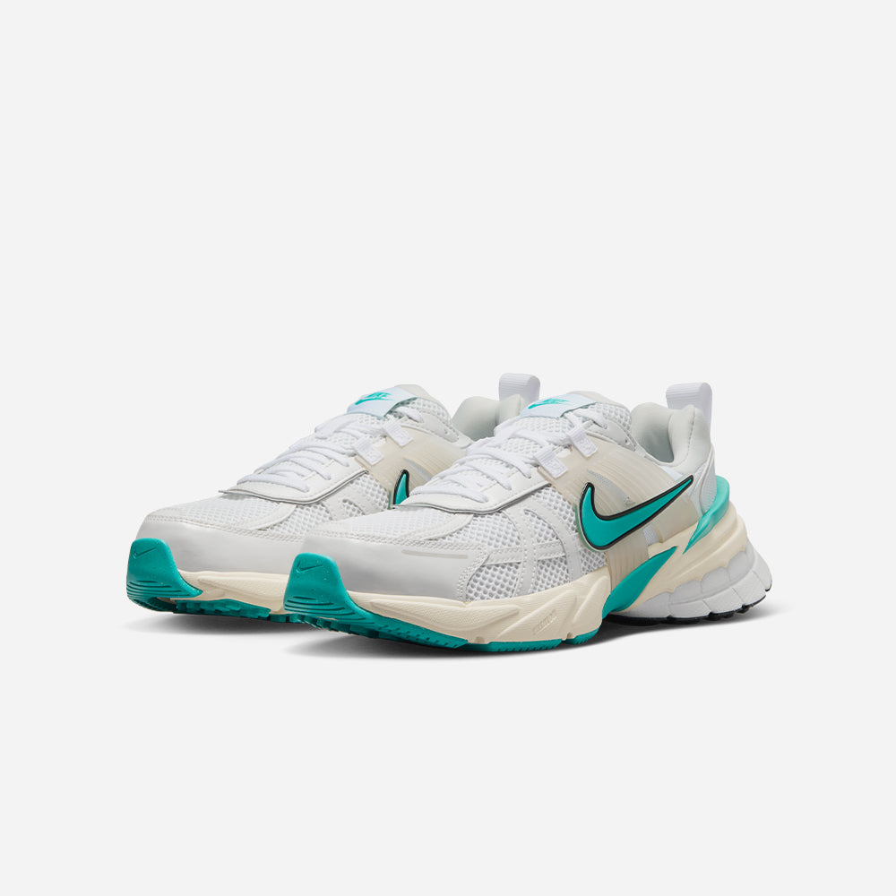 Giày Sneaker Nữ Nike V2K Run - Trắng - Supersports Vietnam