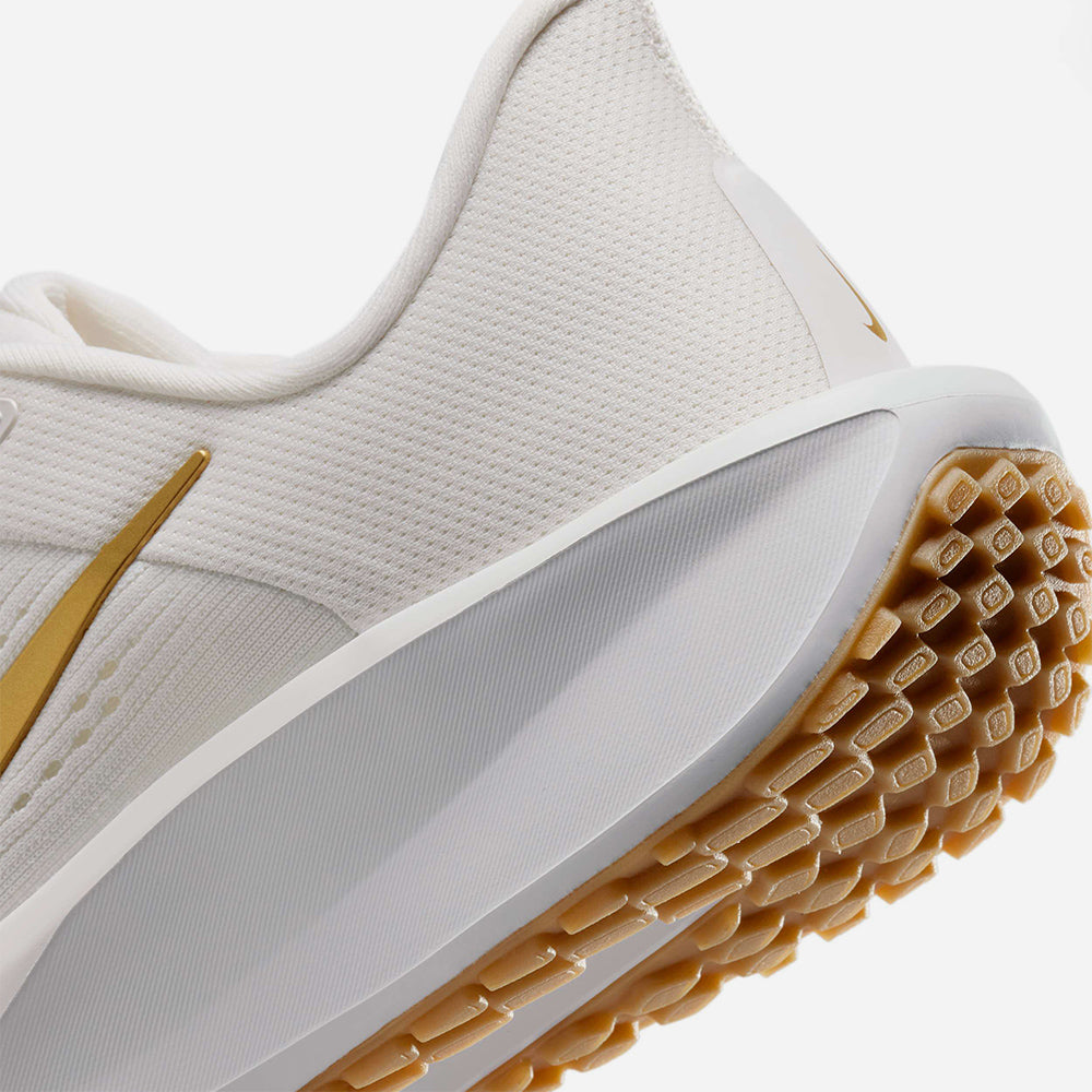 Giày Chạy Bộ Nữ Nike Quest 6 - Be - Supersports Vietnam