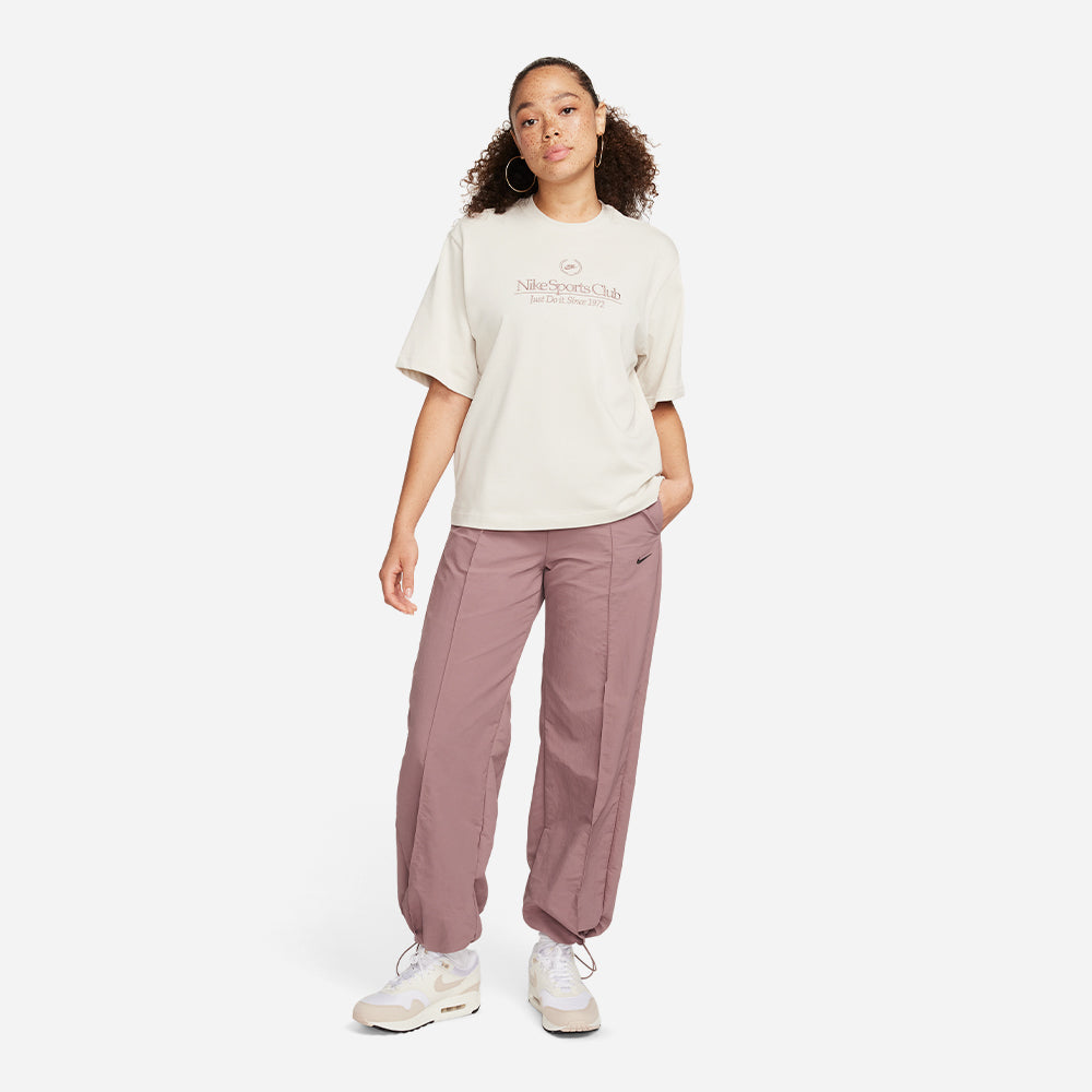 Áo Thun Nữ Nike Boxy Campus - Be - Supersports Vietnam