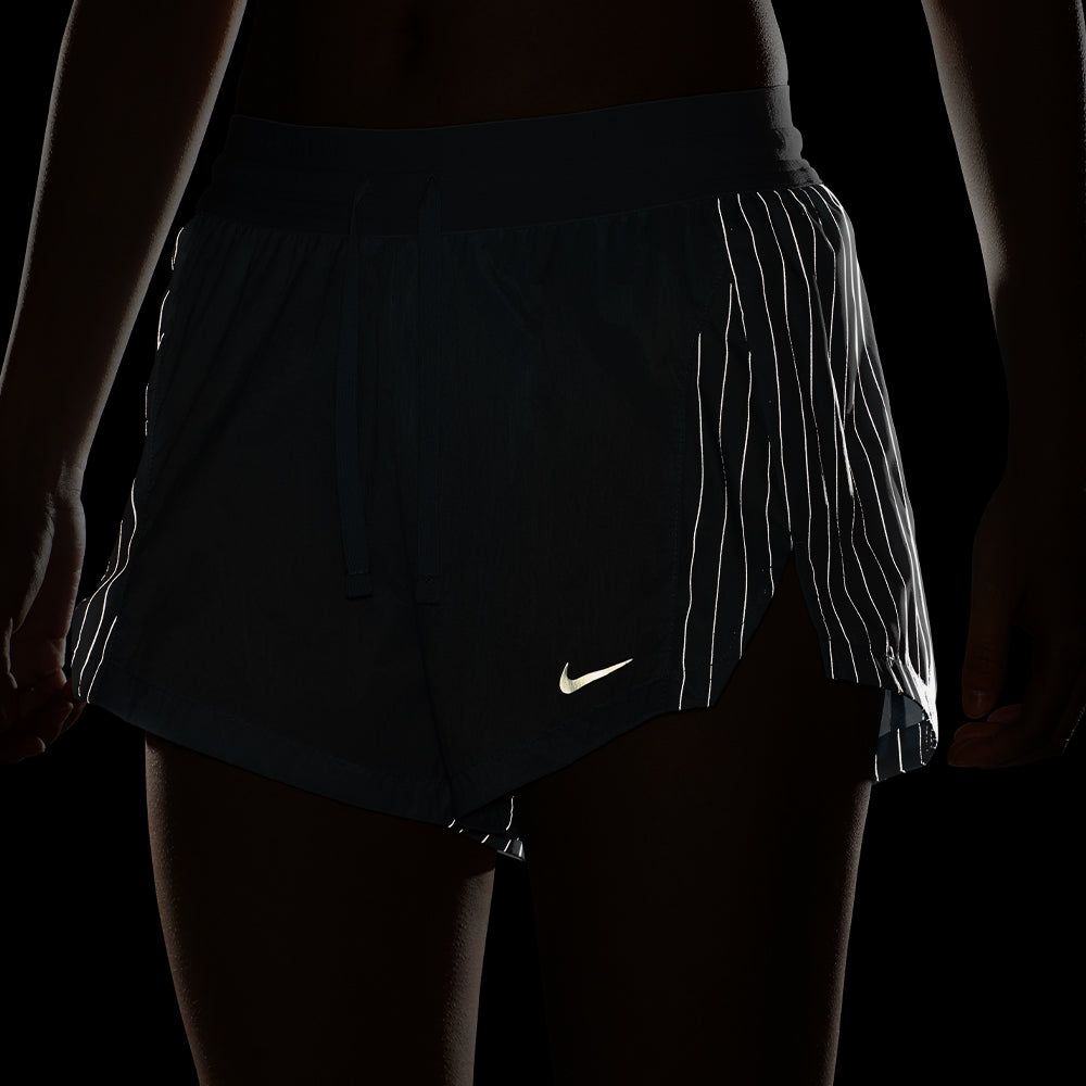 Quần Ngắn Thể Thao Nữ Nike Mid-Rise Brief-Lined 8Cm - Xanh Dương - Supersports Vietnam