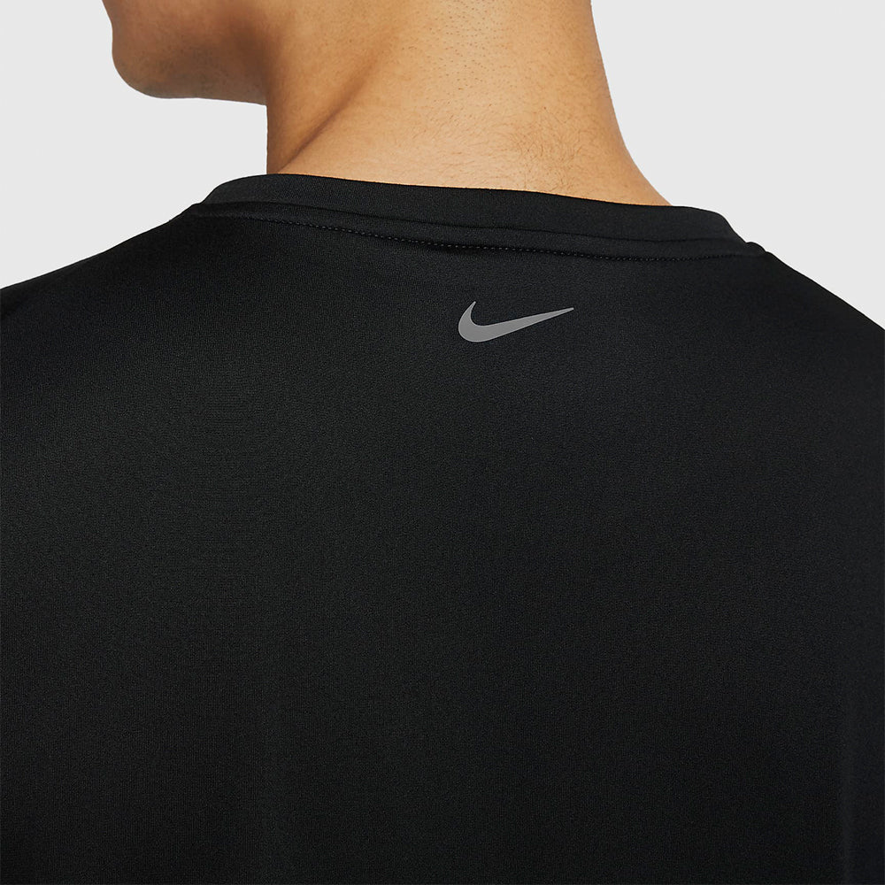 Áo Tay Ngắn Nam Nike Run Energy Rise 365 - Đen - Supersports Vietnam