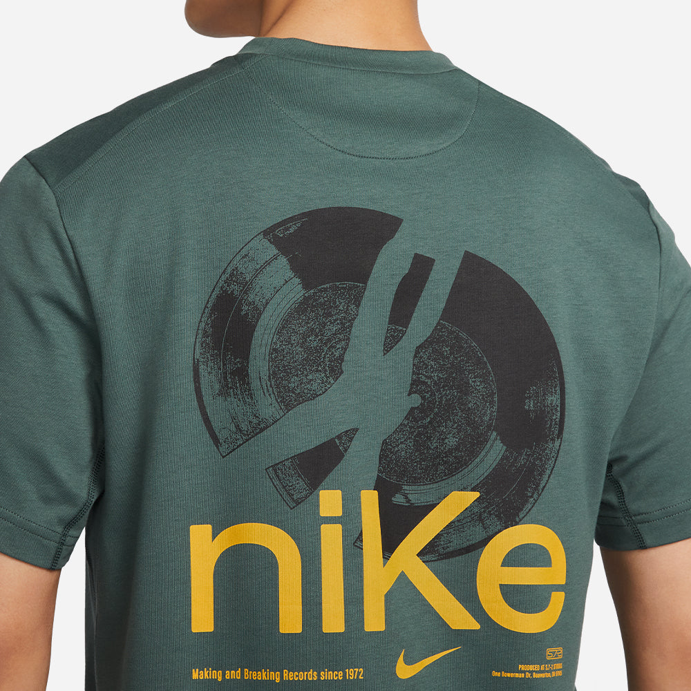 Áo Thun Nam Nike Dri-Fit Primary Studio '72 - Xanh Lá - Supersports Vietnam