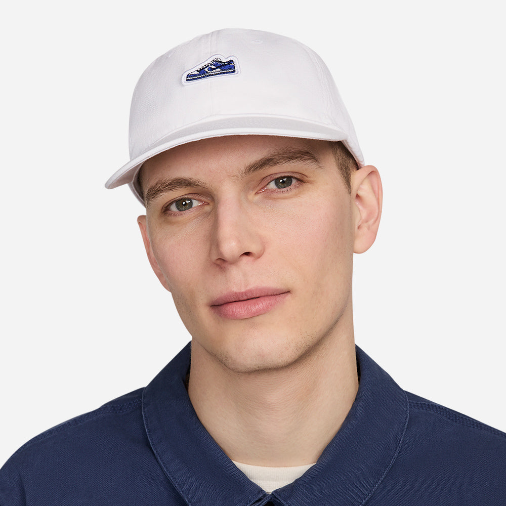 Mũ Lưỡi Trai Nike Club Unstructured Dunk Patch - Trắng - Supersports Vietnam
