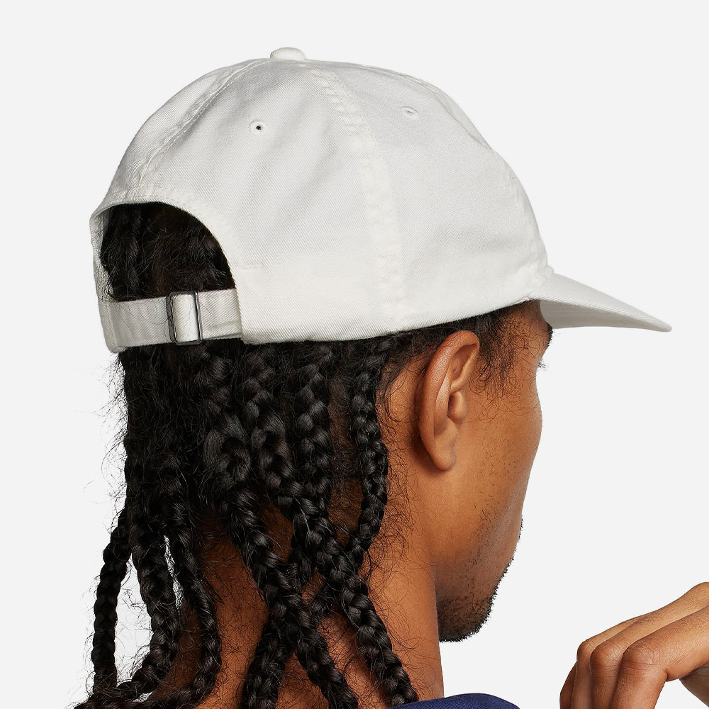 Mũ Lưỡi Trai Nike Unstructured Flat-Bill - Trắng - Supersports Vietnam