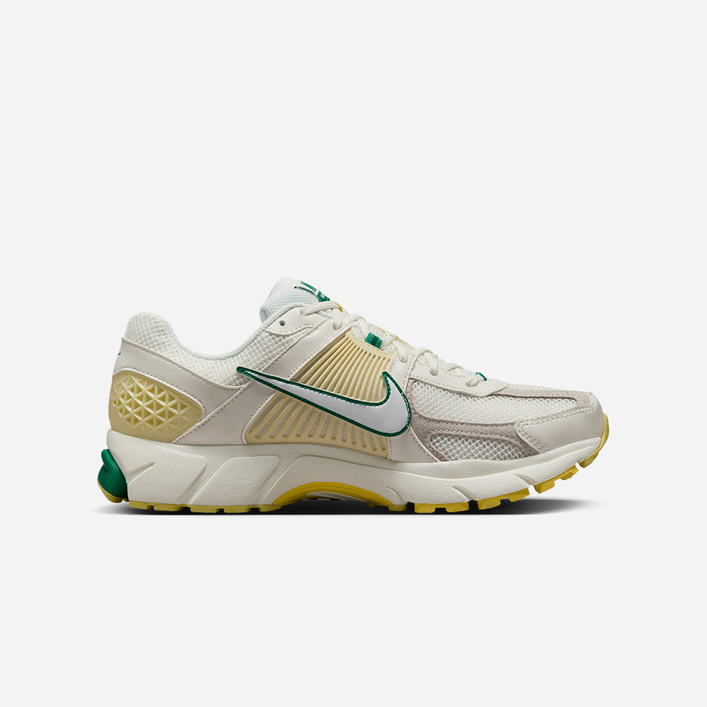 Giày Sneaker Nam Nike Zoom Vomero 5 - Trắng - Supersports Vietnam
