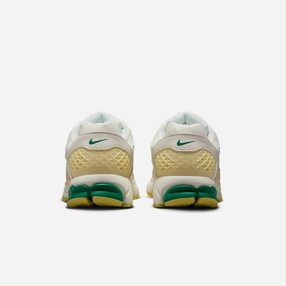 Giày Sneaker Nam Nike Zoom Vomero 5 - Trắng - Supersports Vietnam