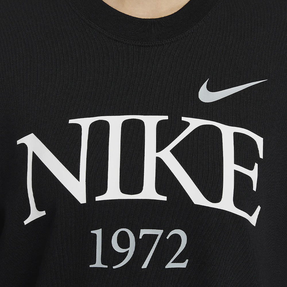 Áo Thun Nữ Nike Classics Boxy - Đen - Supersports Vietnam