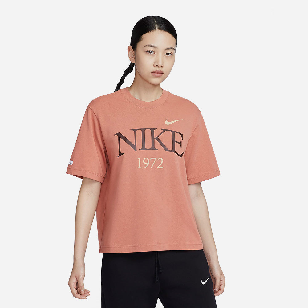 Áo Thun Nữ Nike Classics Boxy - Hồng - Supersports Vietnam