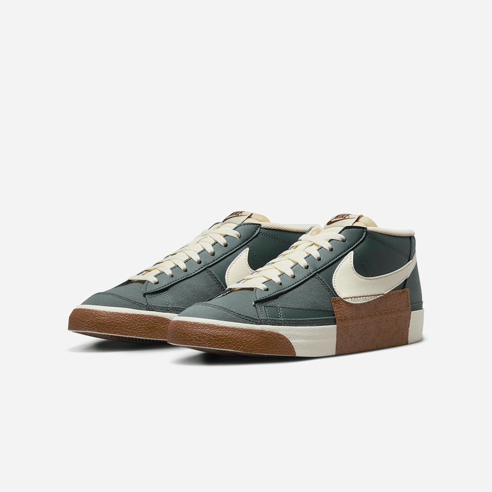 Giày Sneaker Nam Nike Blazer Low Pro Club - Xanh Lá - Supersports Vietnam