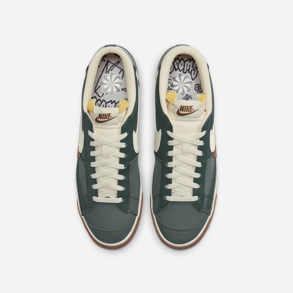 Giày Sneaker Nam Nike Blazer Low Pro Club - Xanh Lá - Supersports Vietnam