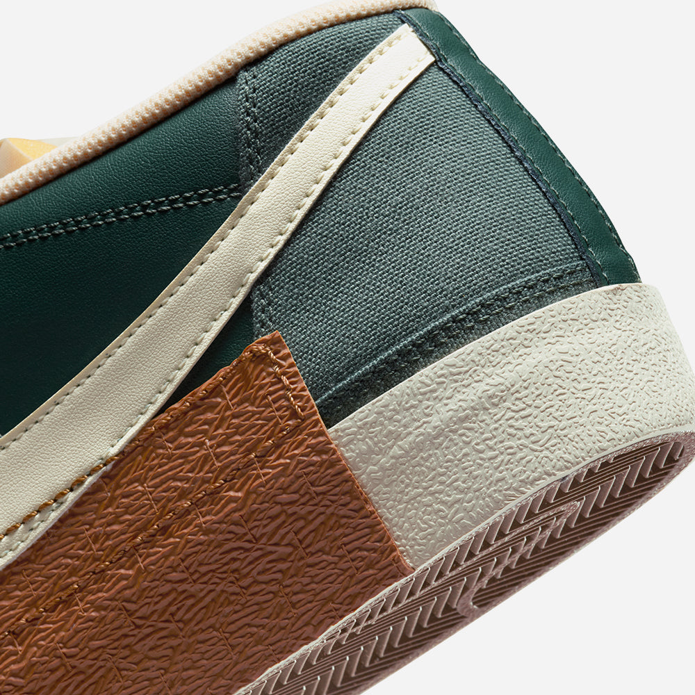 Giày Sneaker Nam Nike Blazer Low Pro Club - Xanh Lá - Supersports Vietnam