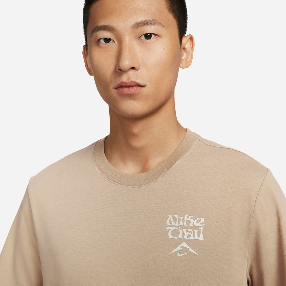 Áo Thun Tay Ngắn Nam Nike Dri-Fit - Nâu - Supersports Vietnam