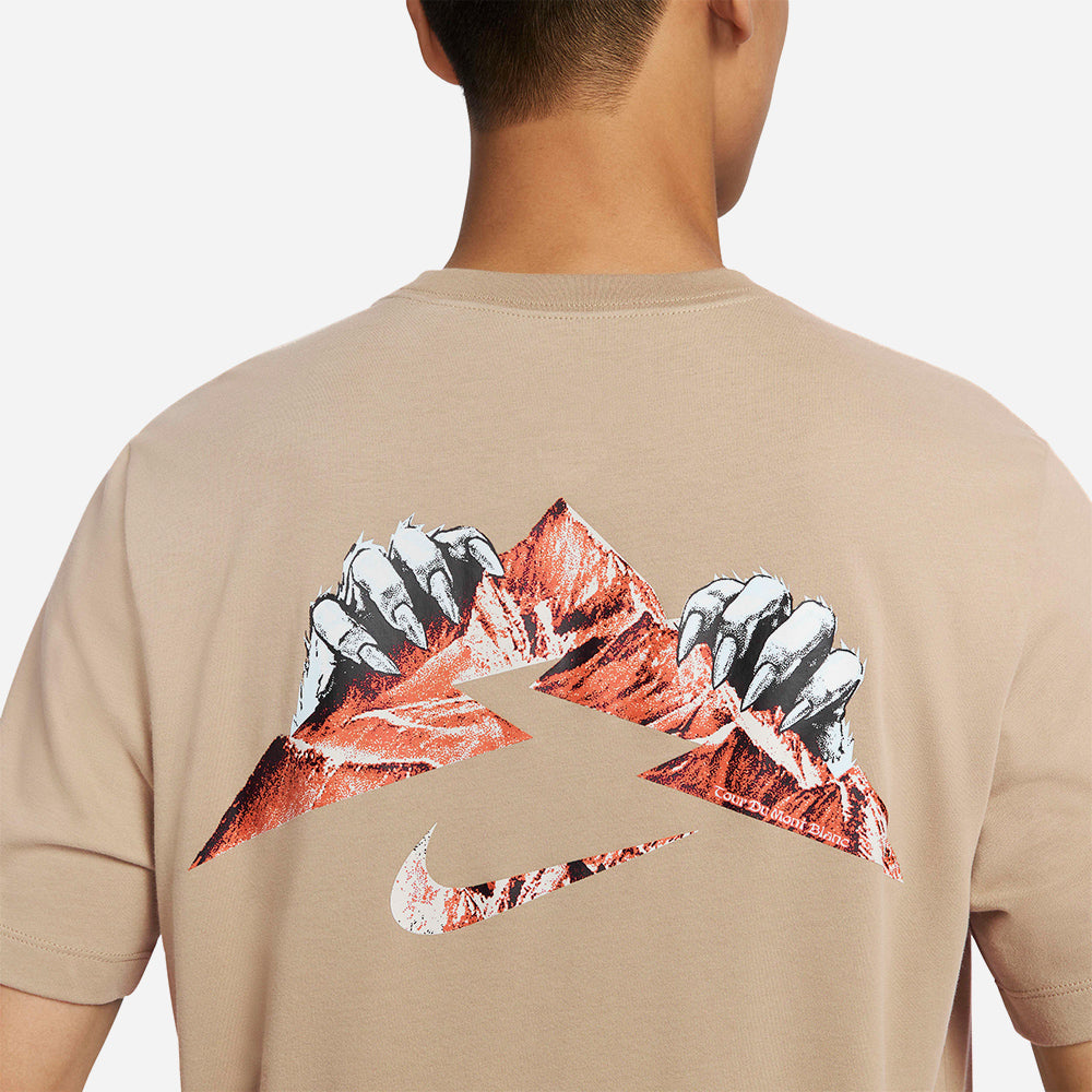 Áo Thun Tay Ngắn Nam Nike Dri-Fit - Nâu - Supersports Vietnam