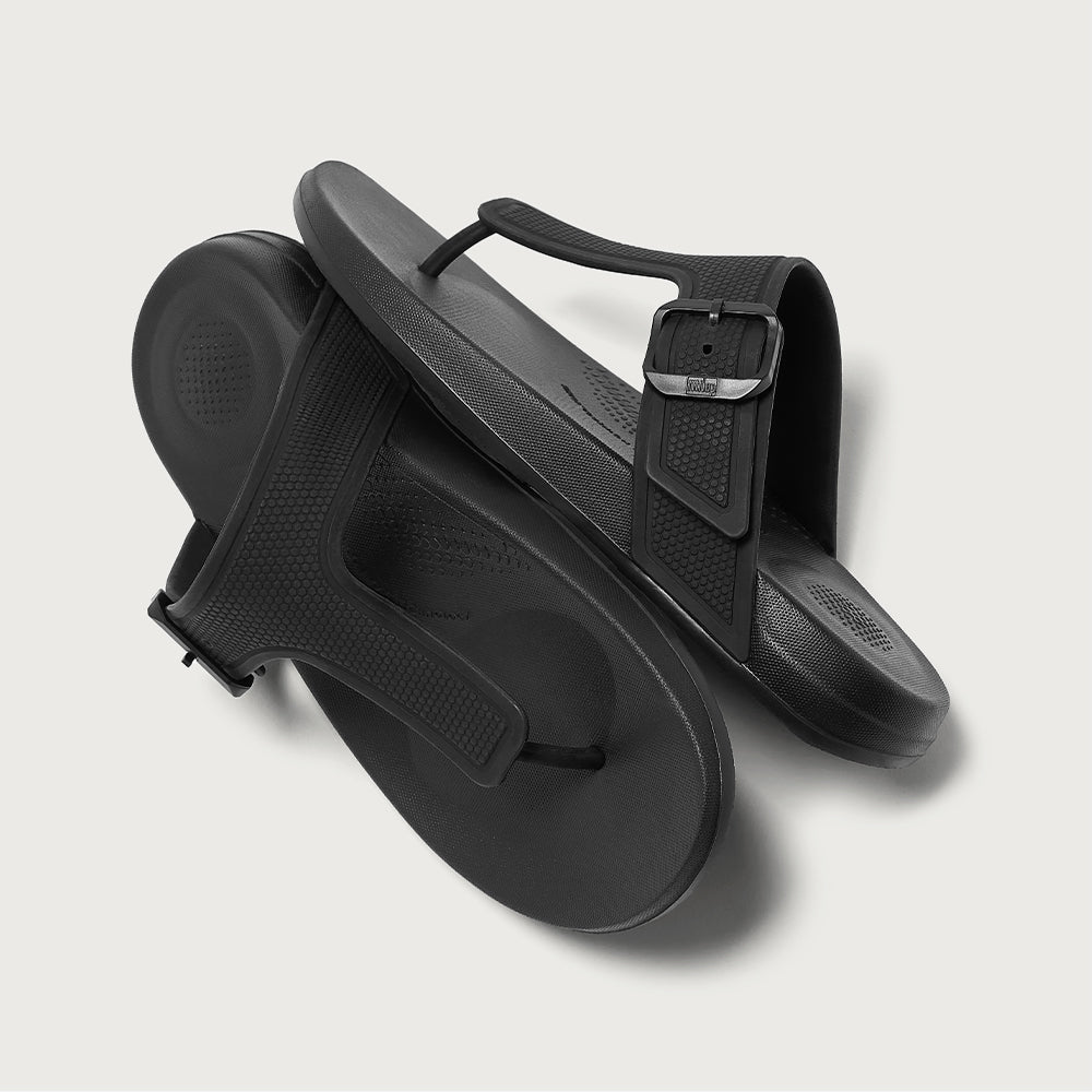 Dép Xỏ Ngón Nữ Fitflop Iqushion Adjustable Buckle - Đen - Supersports Vietnam