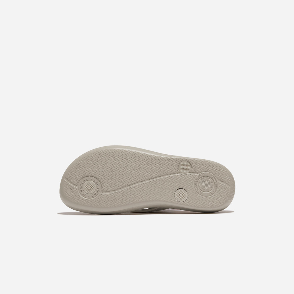 Dép Xỏ Ngón Trẻ Em Fitflop Iqushion Shimmer Ergonomic - Xám - Supersports Vietnam