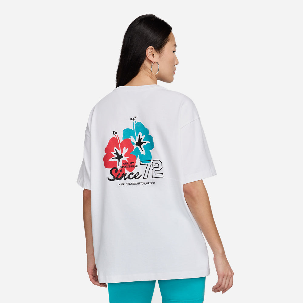 Áo Thun Nữ Nike Oversized - Trắng - Supersports Vietnam