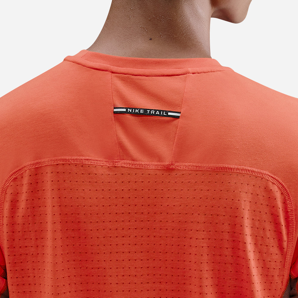 Áo Thun Nam Nike Dri-Fit Adv Solar Chase Short-Sleeve - Cam - Supersports Vietnam