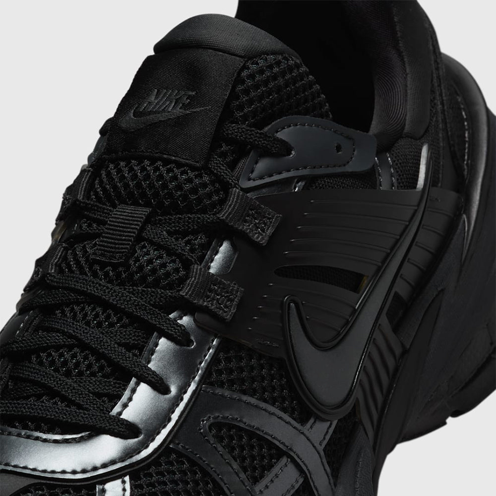 Giày Sneaker Nam Nike V2K Run - Đen - Supersports Vietnam