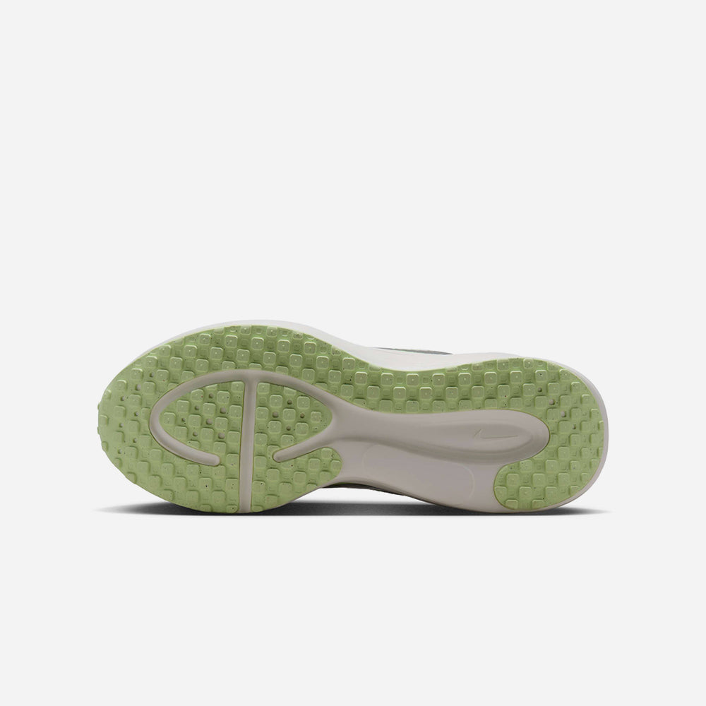 Giày Chạy Bộ Nữ Nike Revolution 8 - Trắng - Supersports Vietnam