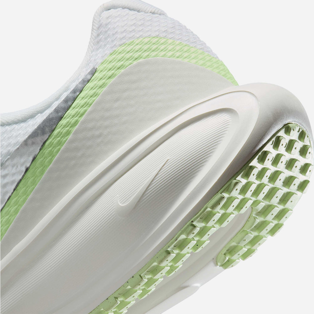 Giày Chạy Bộ Nữ Nike Revolution 8 - Trắng - Supersports Vietnam