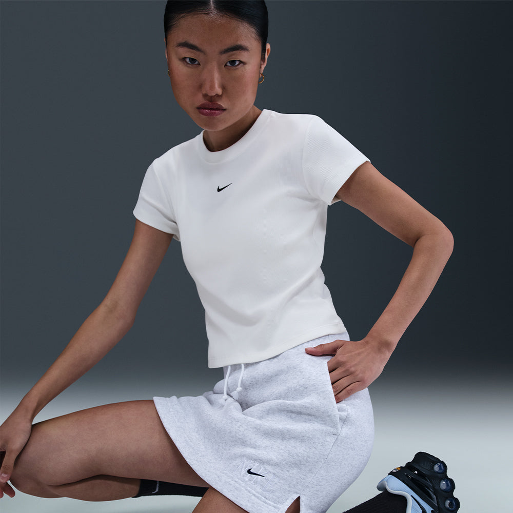 Áo Thun Nữ Nike Sportswear Tight Ribbed Short-Sleeve - Trắng - Supersports Vietnam