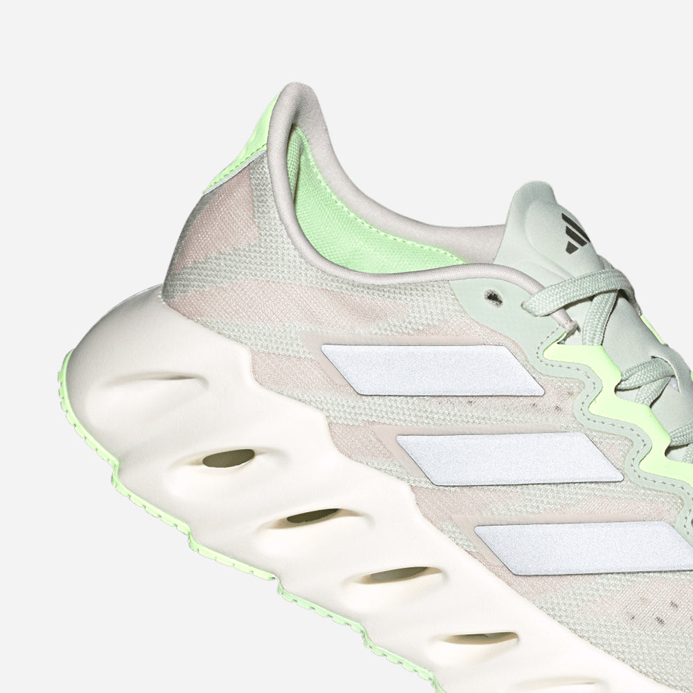 Giày Chạy Bộ Nữ Adidas Switch Fwd Running - Xám - Supersports Vietnam