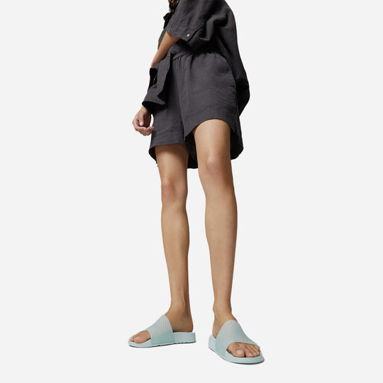 Dép Quai Ngang Nữ Fitflop Iqushion Arrow Translucent Perf Pool - Xanh Dương