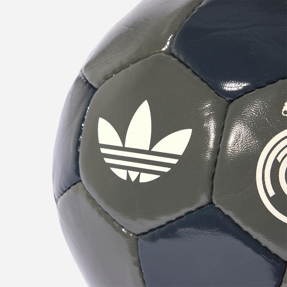 Banh Bóng Đá Unisex Adidas Real Madrid Club Sân Khách - Xám - Supersports Vietnam