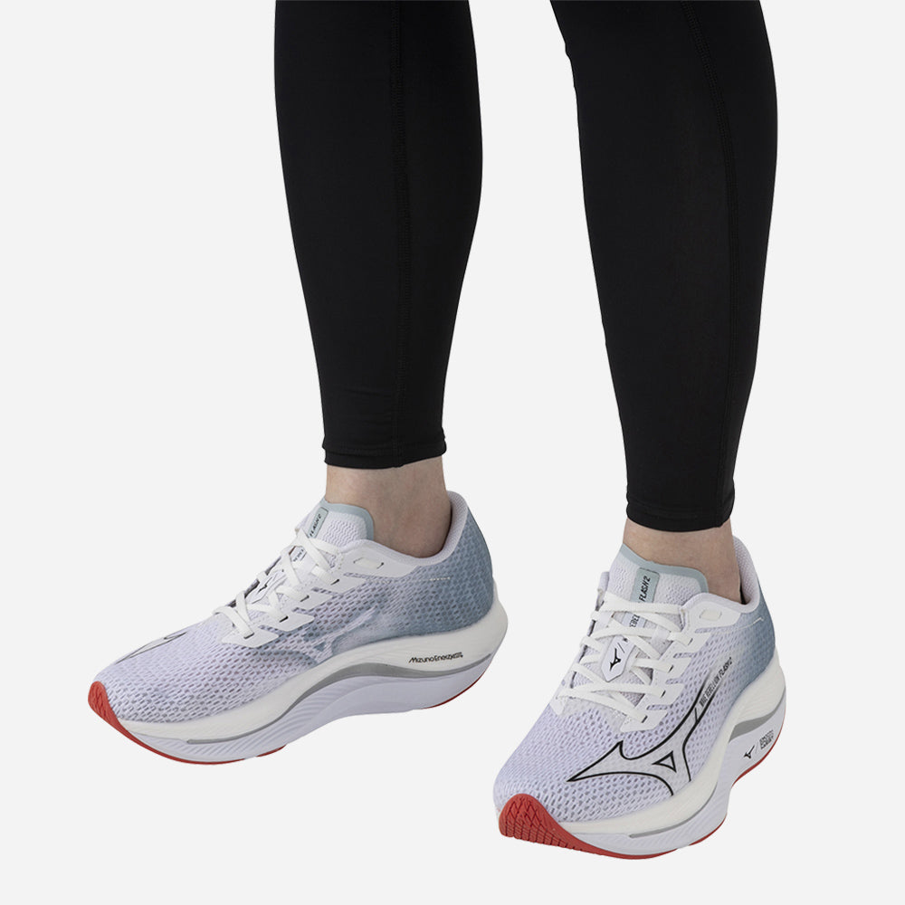 Giày Chạy Bộ Nữ Mizuno Wave Rebellion Flash 2 - Xám - Supersports Vietnam