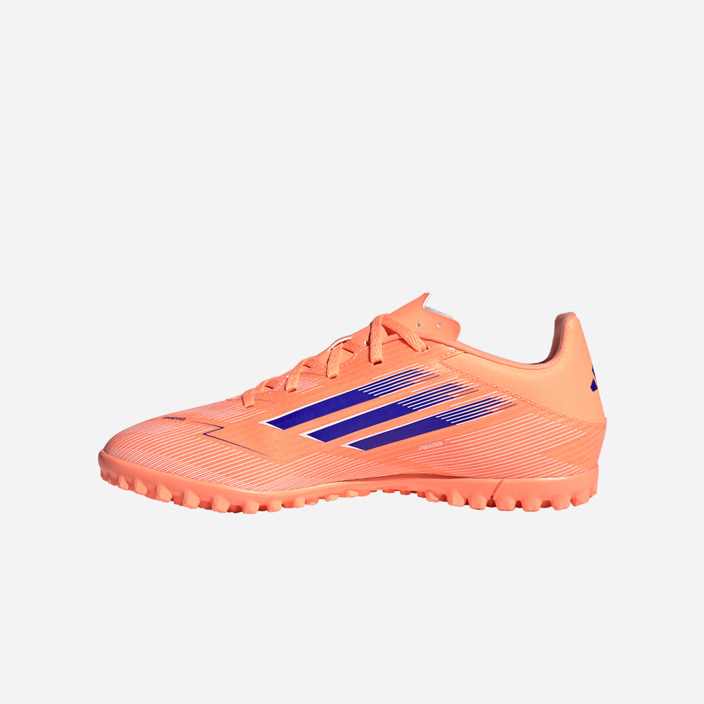 Giày Đá Bóng Sân Cỏ Nhân Tạo Nam Adidas F50 Club - Cam San Hô - Supersports Vietnam