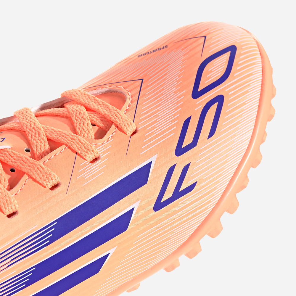 Giày Đá Bóng Sân Cỏ Nhân Tạo Trẻ Em Adidas F50 Club - Cam San Hô - Supersports Vietnam